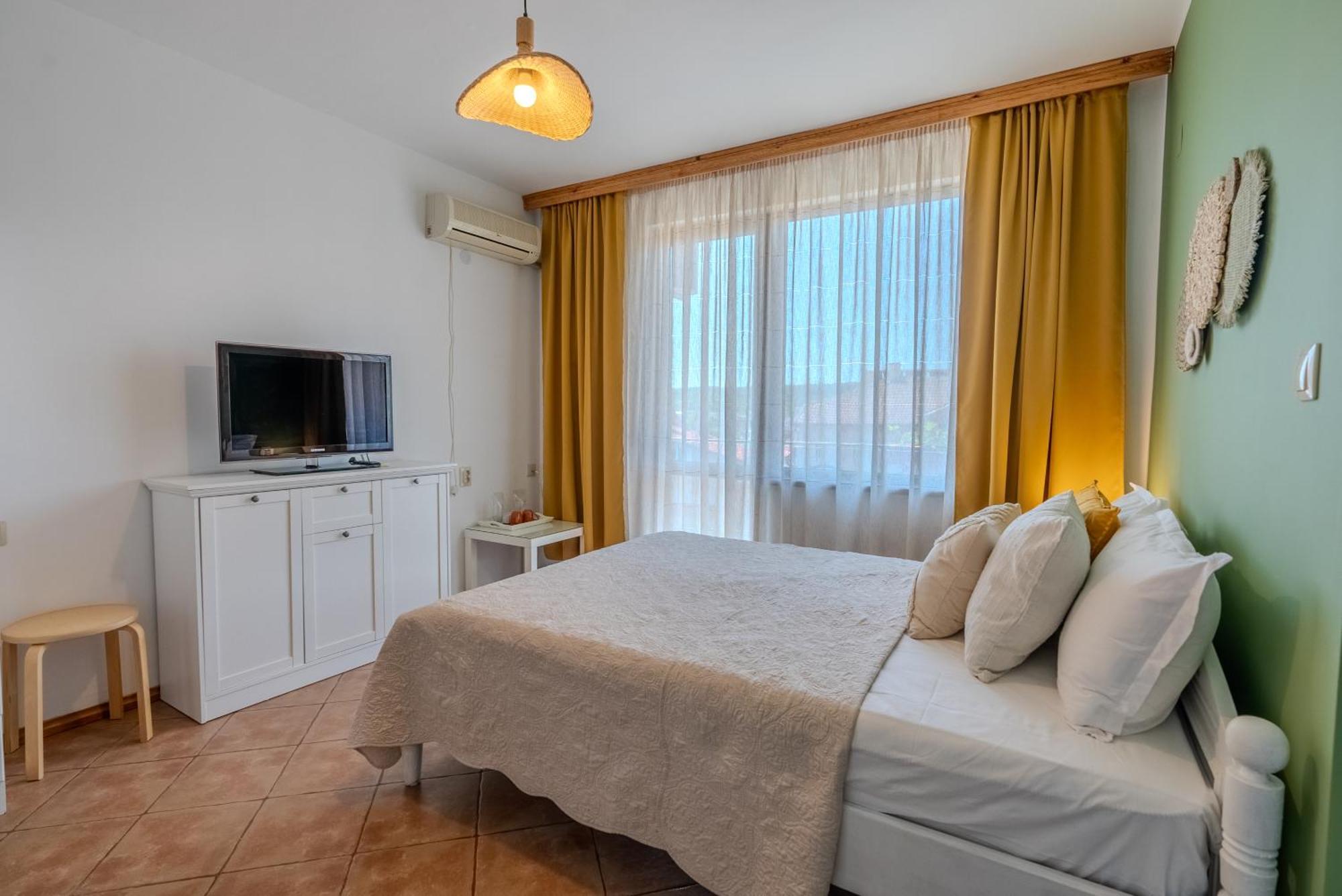 Kalina Guest Rooms Созополь Экстерьер фото