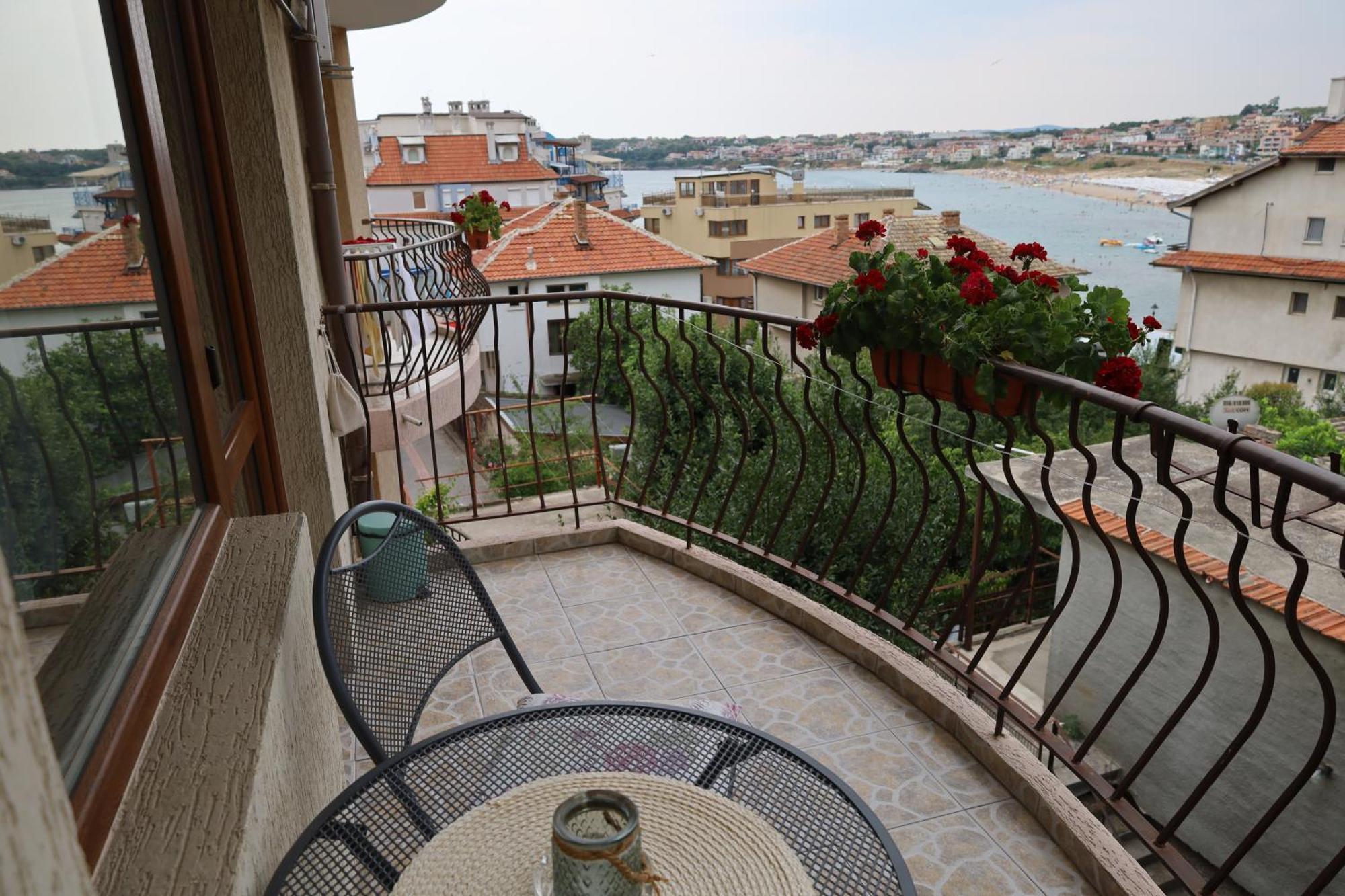 Kalina Guest Rooms Созополь Экстерьер фото